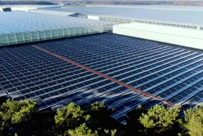 Connectum solar installation on water, MeerFresh